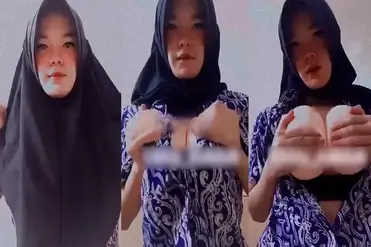 Bokep Jilbab Ukhti Nabilah Remas Toket Gede Kost