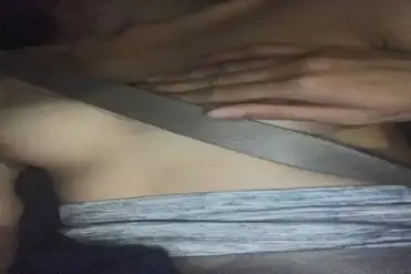 Bokep SMA ABG Mainkan Pentil Di Mobil Mewah Hot