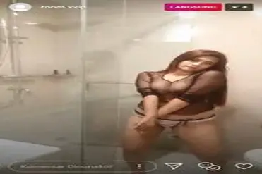 Dokumentasi Gadis Selebgram Cantik Live Kasur