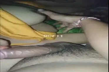 Gadis Cantik Pasrah Goyang Kasur Bareng Pacar